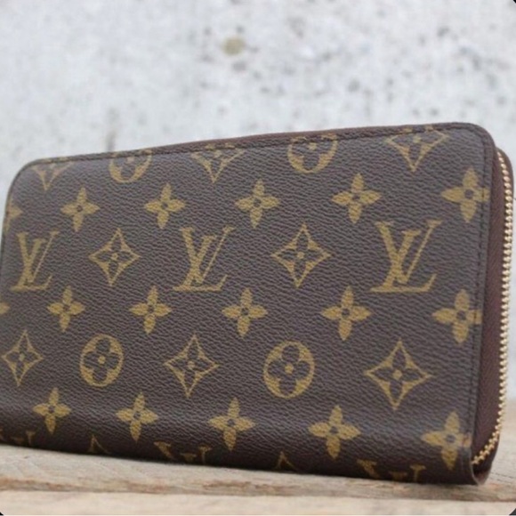 Louis Vuitton Organizer Monogram Zippy Wallet EUC - Picture 13 of 16